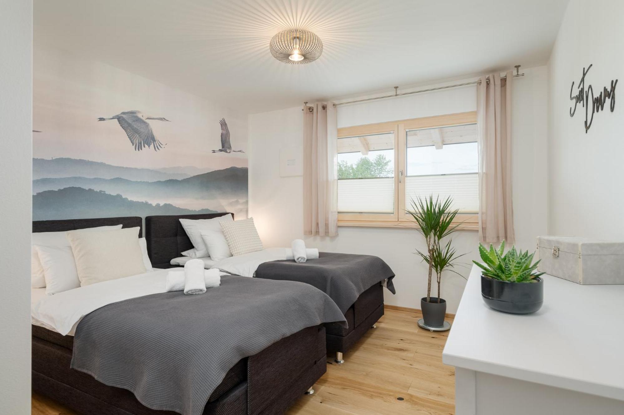 Apartment Fenjoy: Grosses Ferienapartment Im Neubau / Balkon / Bbq *